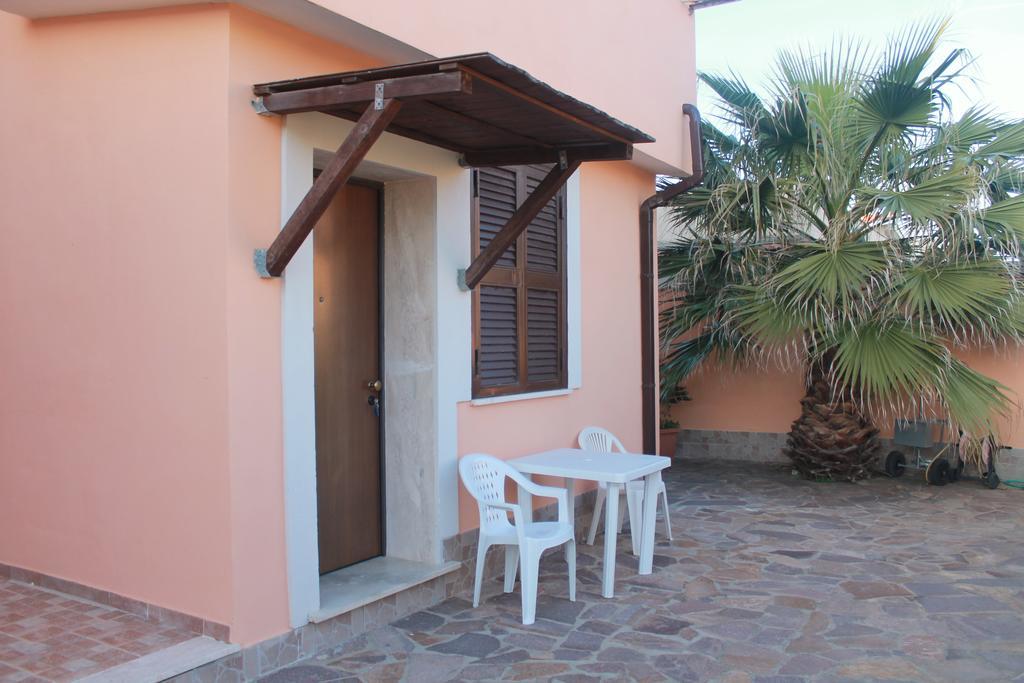 Giorgia Airport Apartment Fiumicino Esterno foto