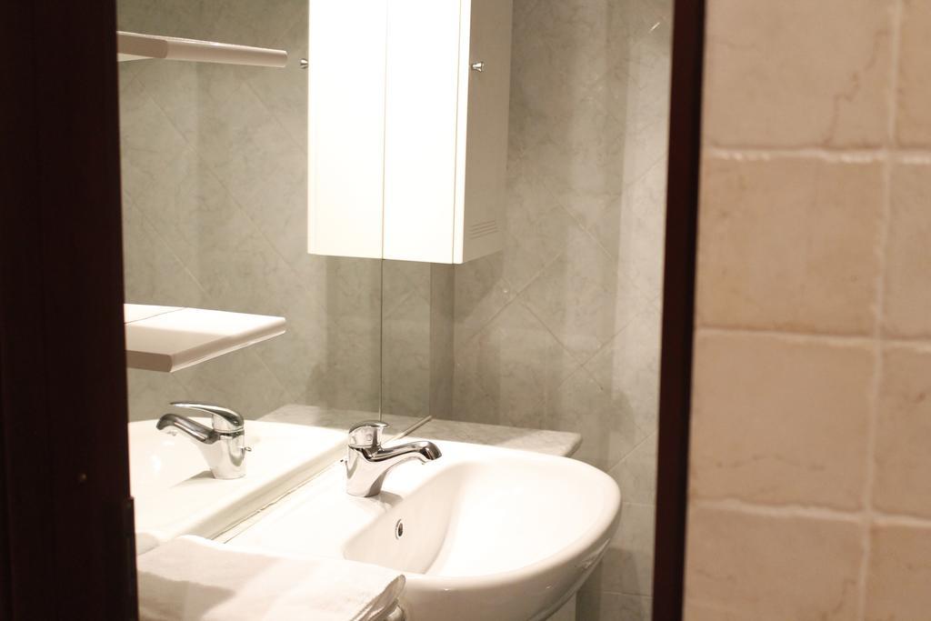 Giorgia Airport Apartment Fiumicino Esterno foto