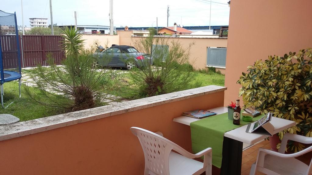 Giorgia Airport Apartment Fiumicino Esterno foto