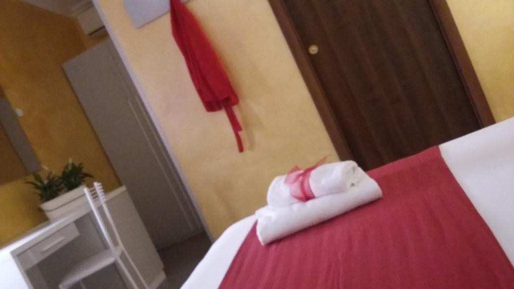 Giorgia Airport Apartment Fiumicino Esterno foto